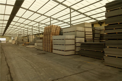 輕鋼龍骨水泥壓力板_建筑材料欄目