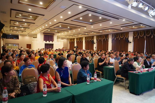 陽城縣民營企業(yè)聯合工會舉辦建材行業(yè)職工文藝演出